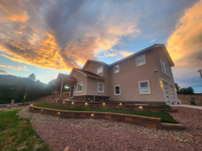 Loving Home away from home, 6 Bedrooms, 8 Beds